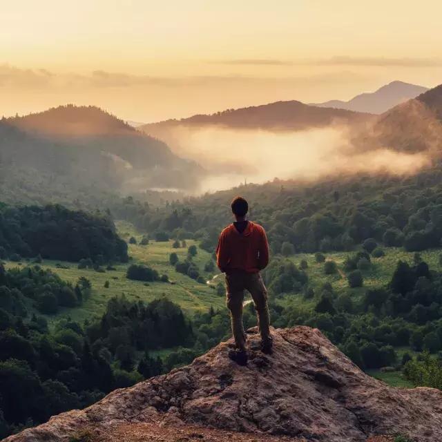 山上的人